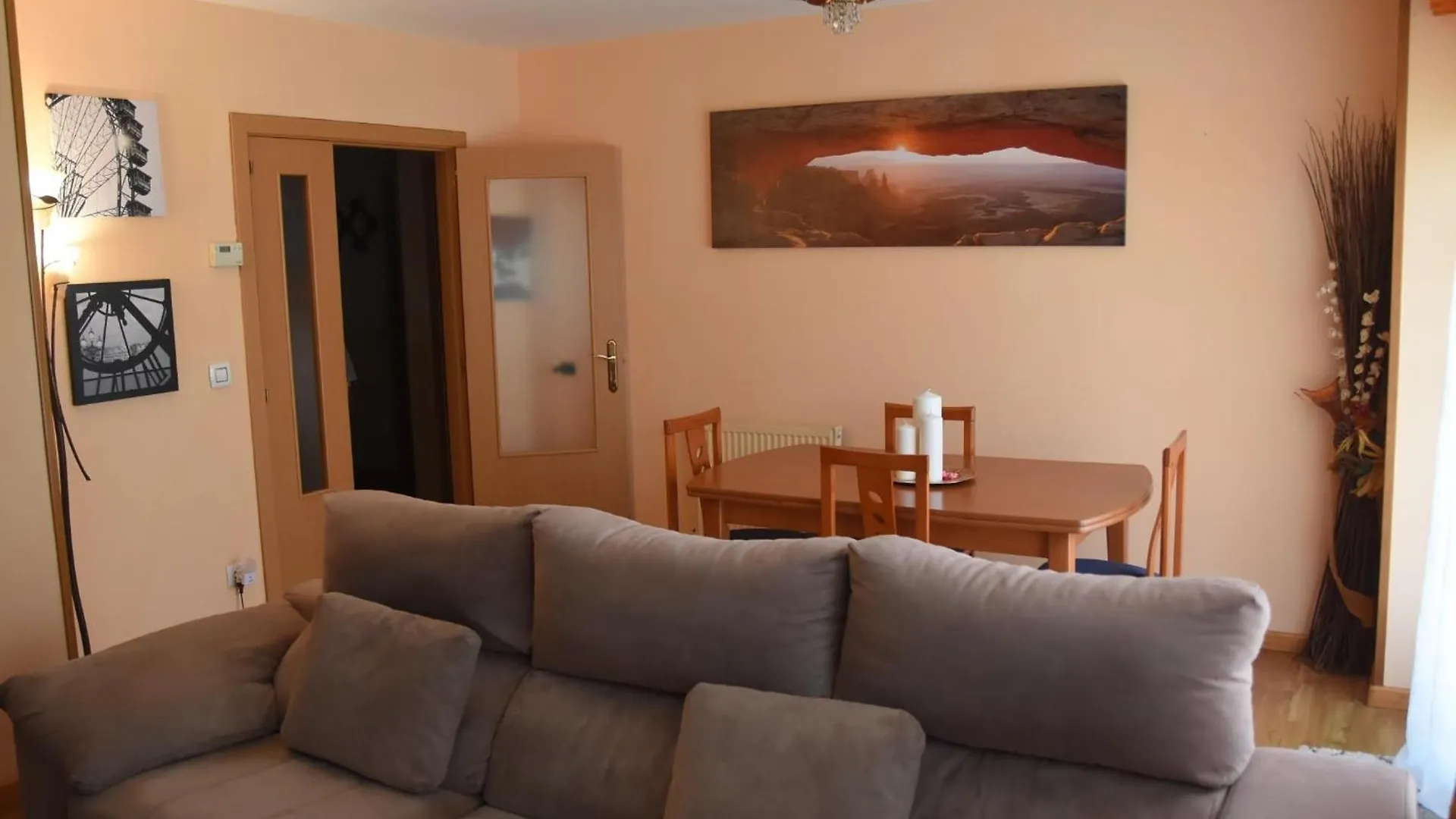 Villa Laura Boo De Pielagos Holiday home